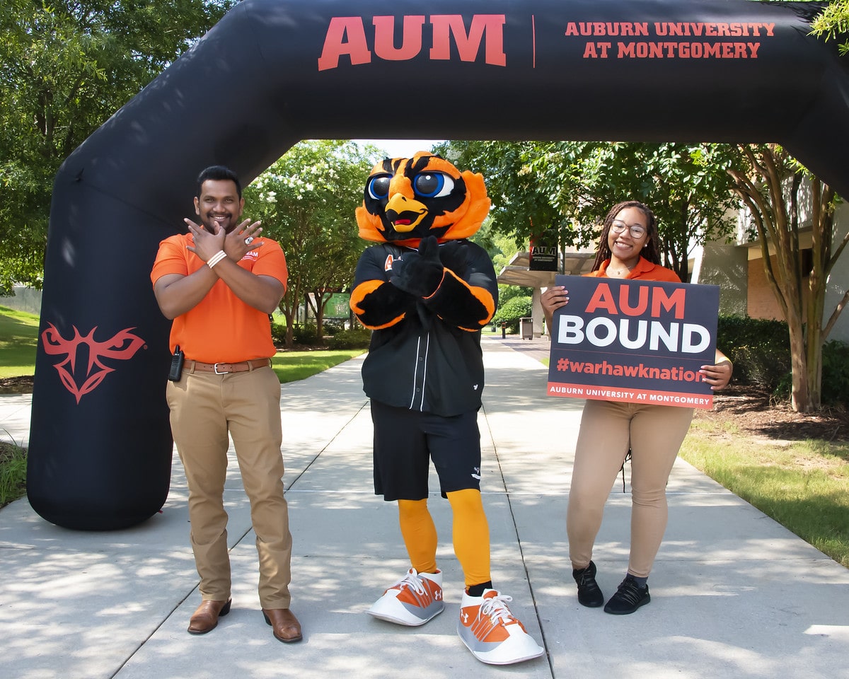 Warhawk Weekly 6 21 Aum Poll New Softball Coach Aum 